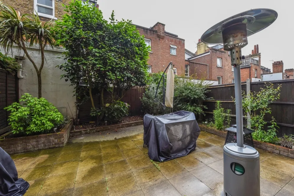 Hemstal Road London NW6 photo 2