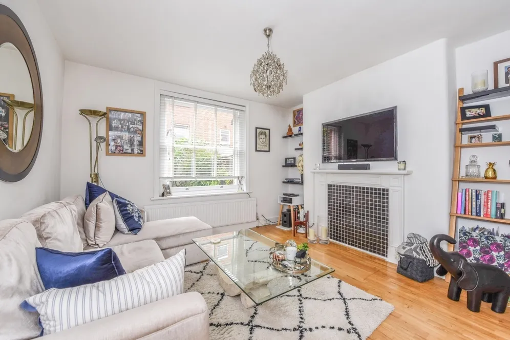 Hemstal Road London NW6 photo 3
