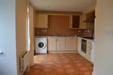 Middle Village Haywards Heath RH16 photo 8