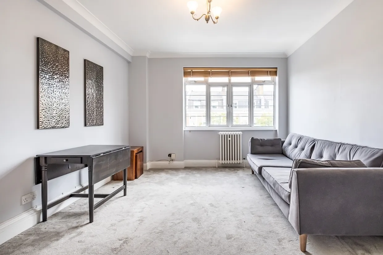 Pembroke Road London W8 photo 9