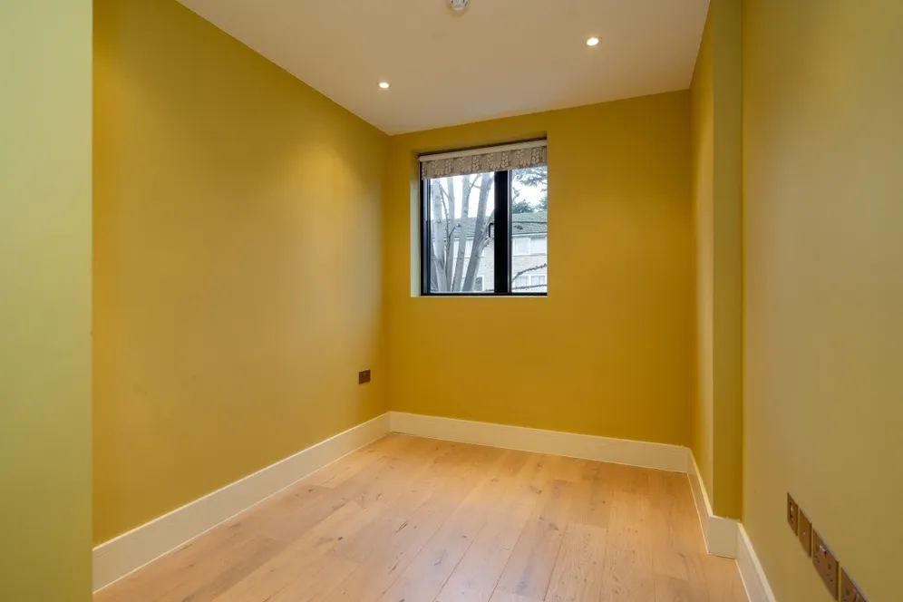 Golden Manor Hanwell W7 photo 11