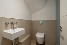 Golden Manor Hanwell W7 photo 12
