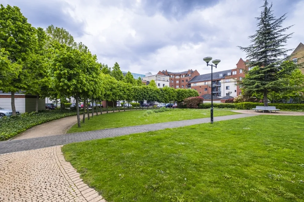 Manor Gardens London N7 photo 13