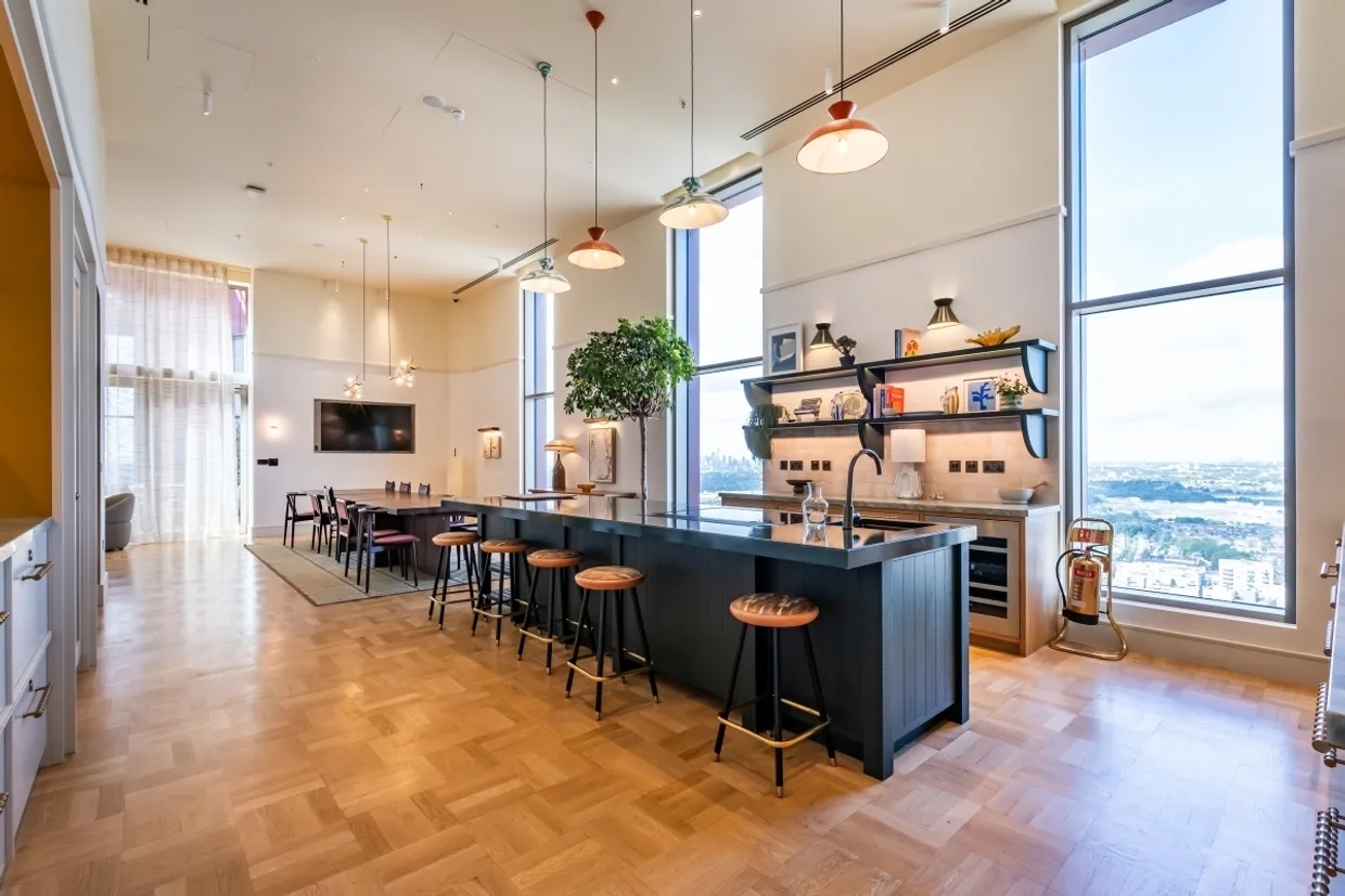 The Eades, 11 Selborne Road London E17 photo 4