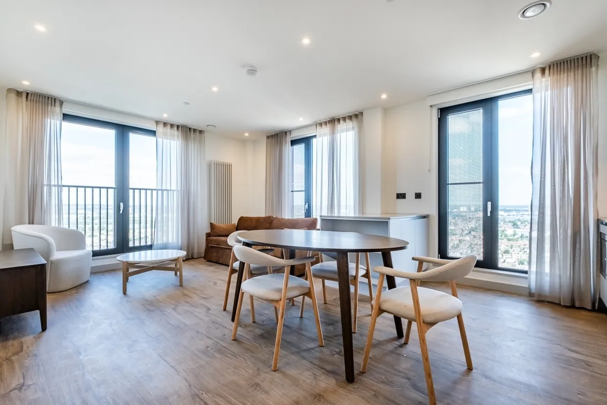 The Eades, 11 Selborne Road London E17 photo 6