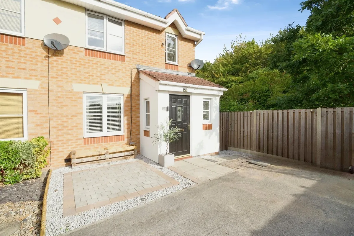 Manor Fields, Great Houghton, Barnsley
