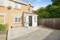 Manor Fields, Great Houghton, Barnsley