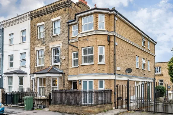 Redwood Mews London SW4