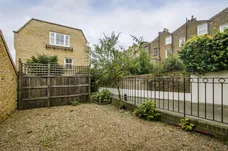 Redwood Mews London SW4 photo 9