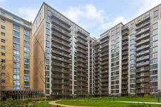 Western Gateway London E16 photo 5