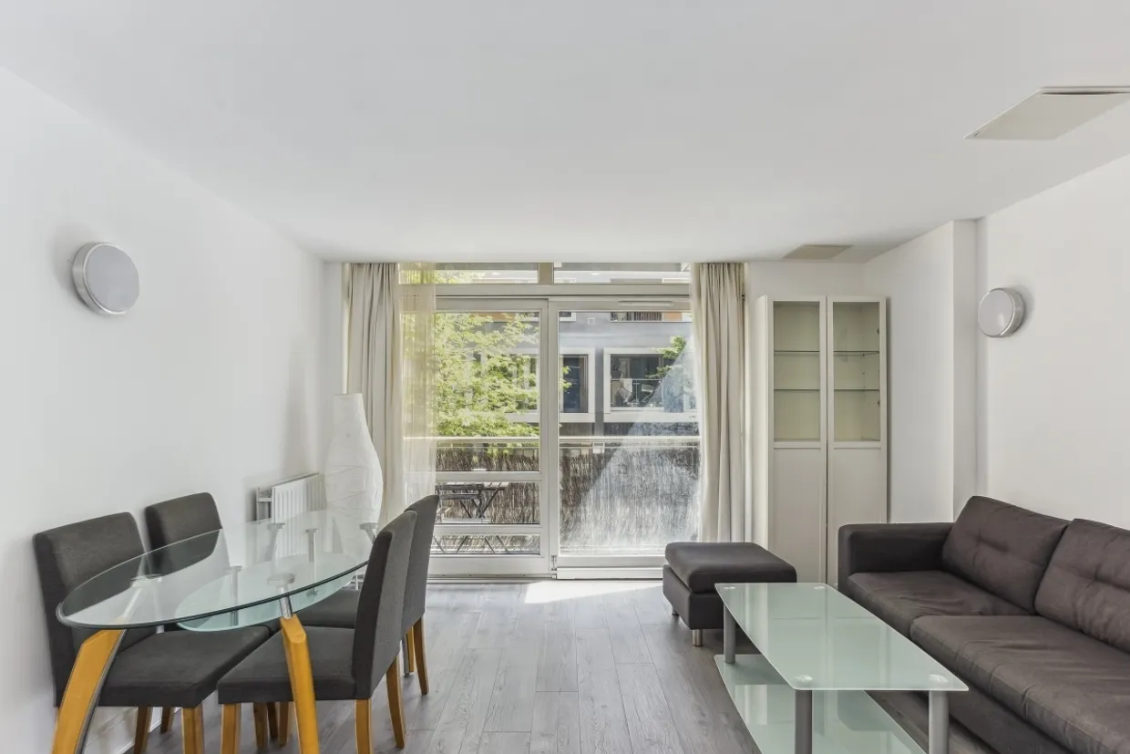 Cassilis Road, E14 photo 1