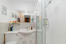 Boardwalk Place, E14 photo 8