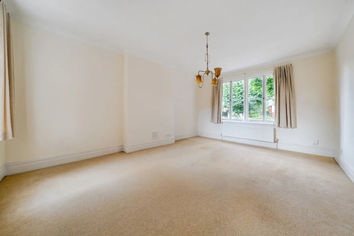 Heathfield Road London W3 photo 10