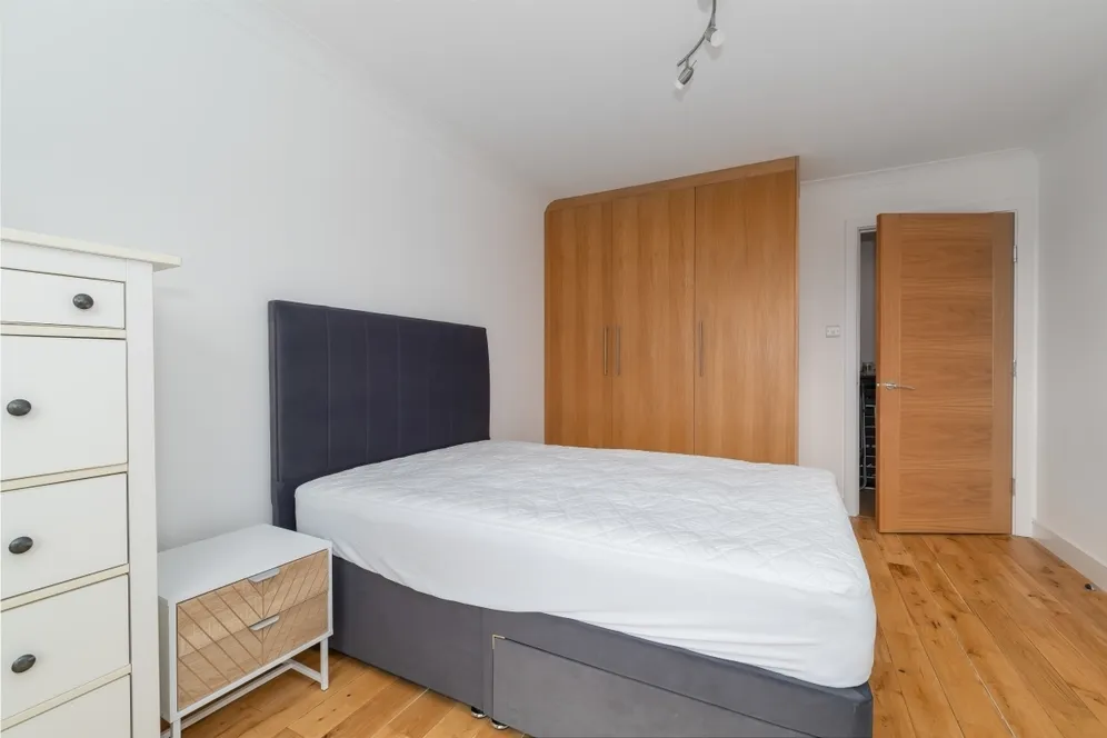Boardwalk Place, E14 photo 19