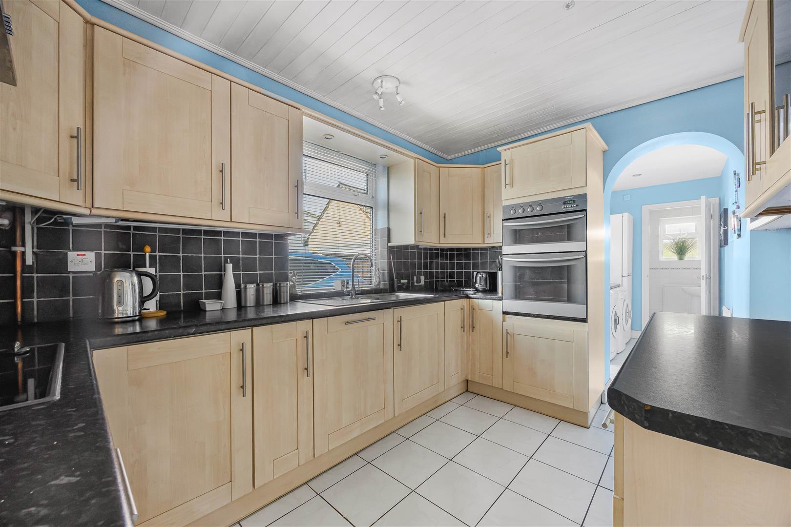 Plackett Way, Slough Image 9