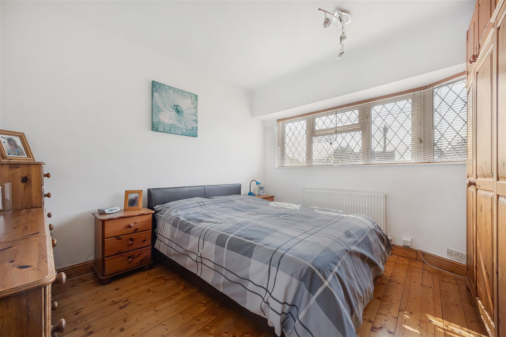 Plackett Way, Slough Image 15