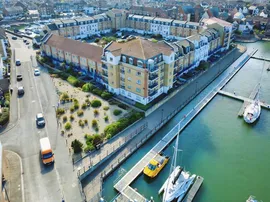 The Piazza, Eastbourne photo