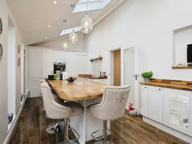 Manor Park Close, Hailsham thumb 3
