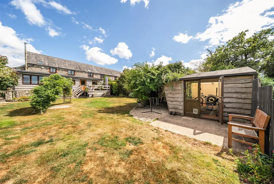 Property Image 12