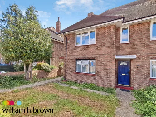 Chelmsford Avenue, ROMFORDphoto