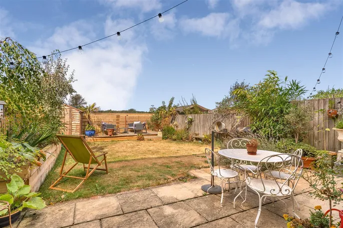 Property carousel image 16