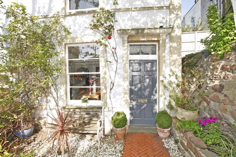 Ambra Vale, Bristol, BS8