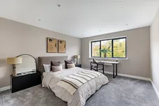 The Furlongs, Tadworth, KT20 photo 7