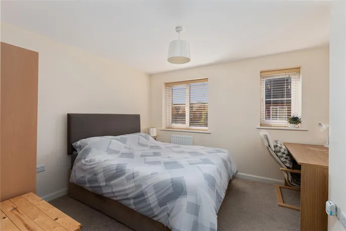 Property carousel image 10