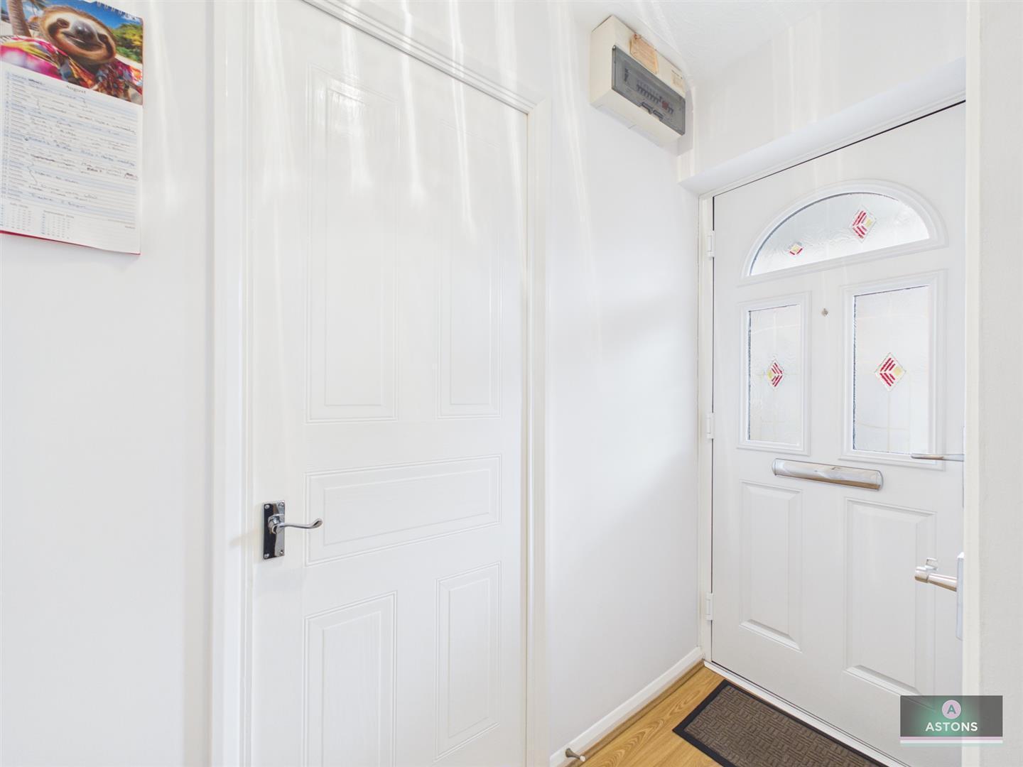 Dakin Close, Maidenbower, Crawley Image 8