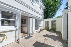Chalk Lane, Epsom