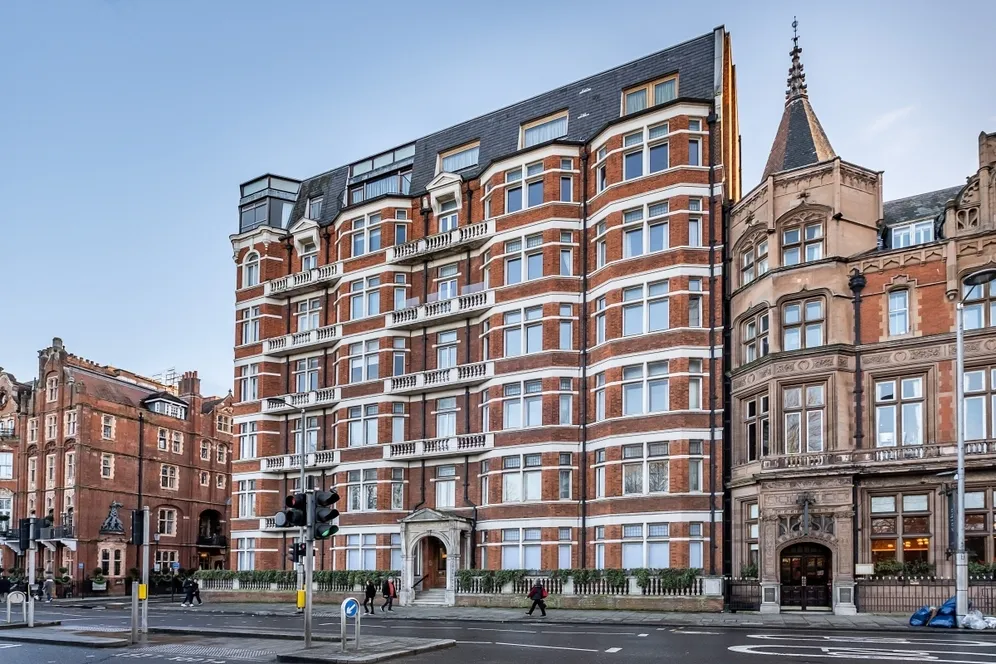 Kensington Road London W8 photo 3