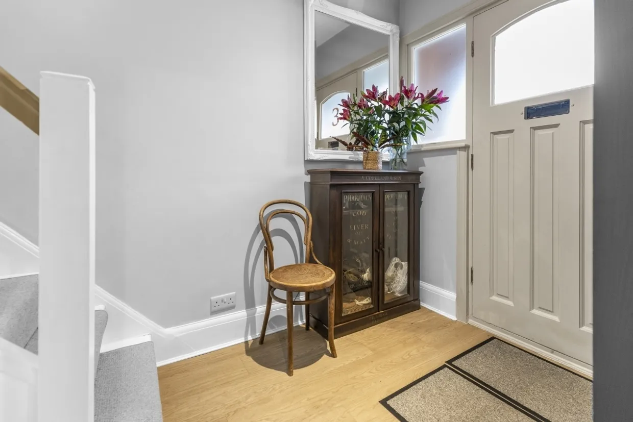 Beaford Grove London SW20 photo 9