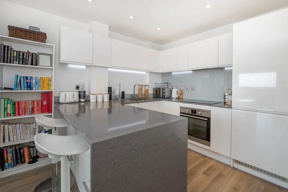 Hartfield Road Wimbledon SW19 photo 4