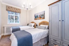 Stafford Court London W8 photo 11