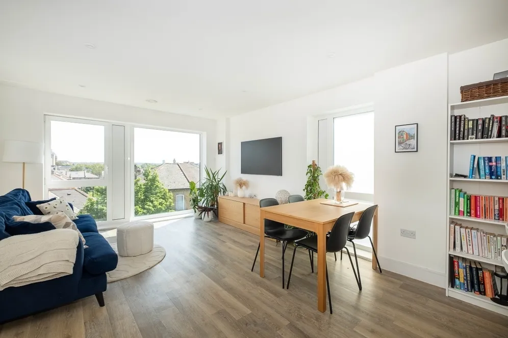 Hartfield Road Wimbledon SW19 photo 5