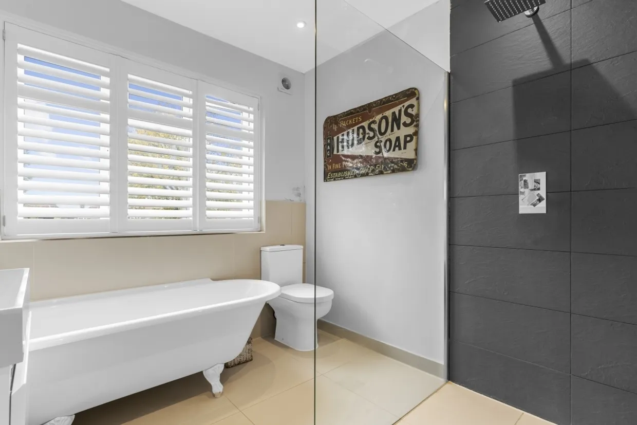 Beaford Grove London SW20 photo 13