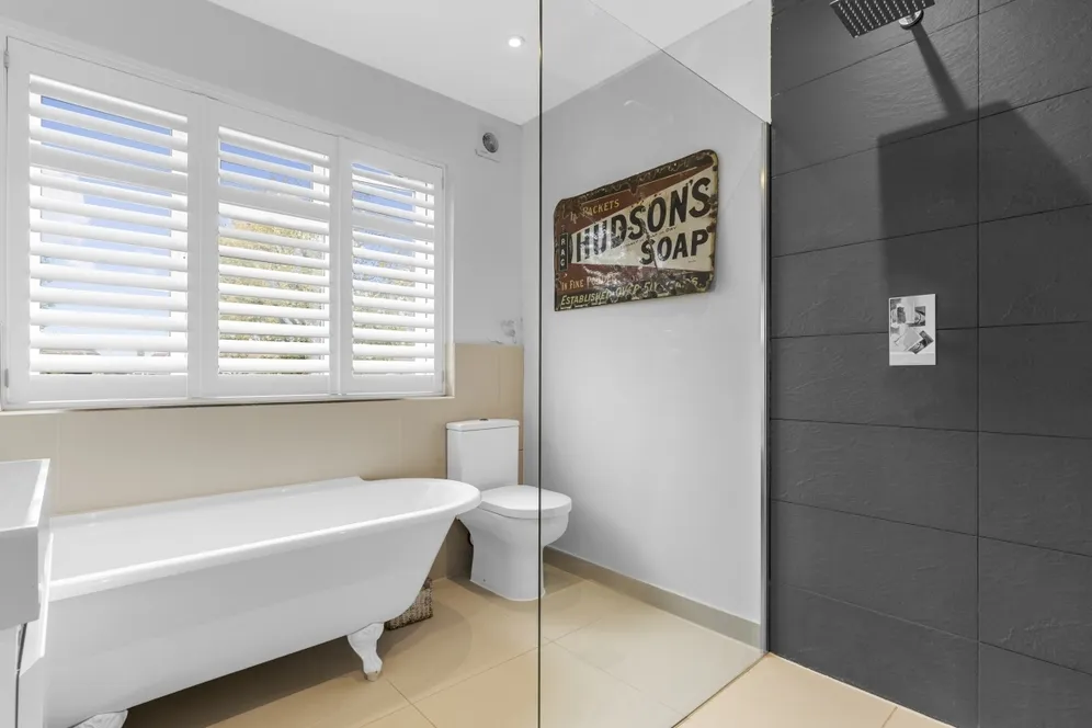 Beaford Grove London SW20 photo 13