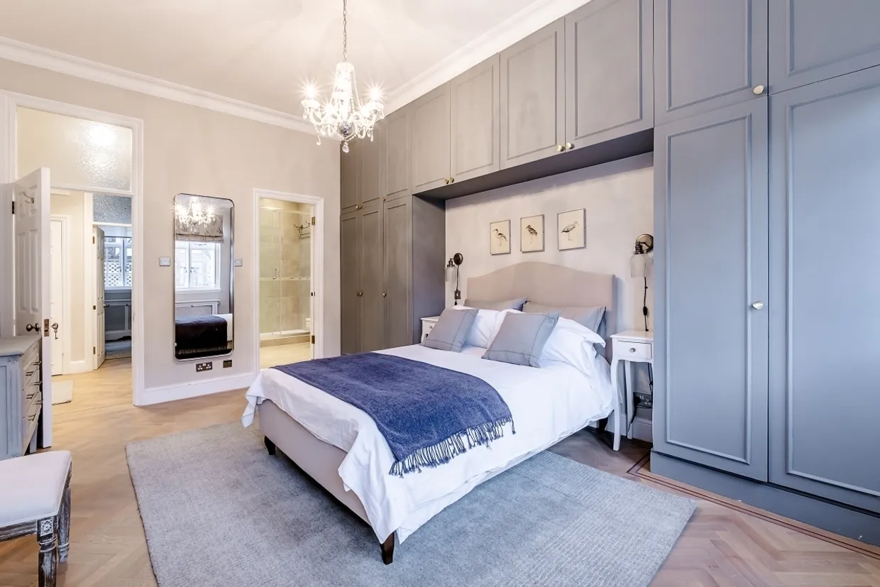 Stafford Court London W8 photo 14