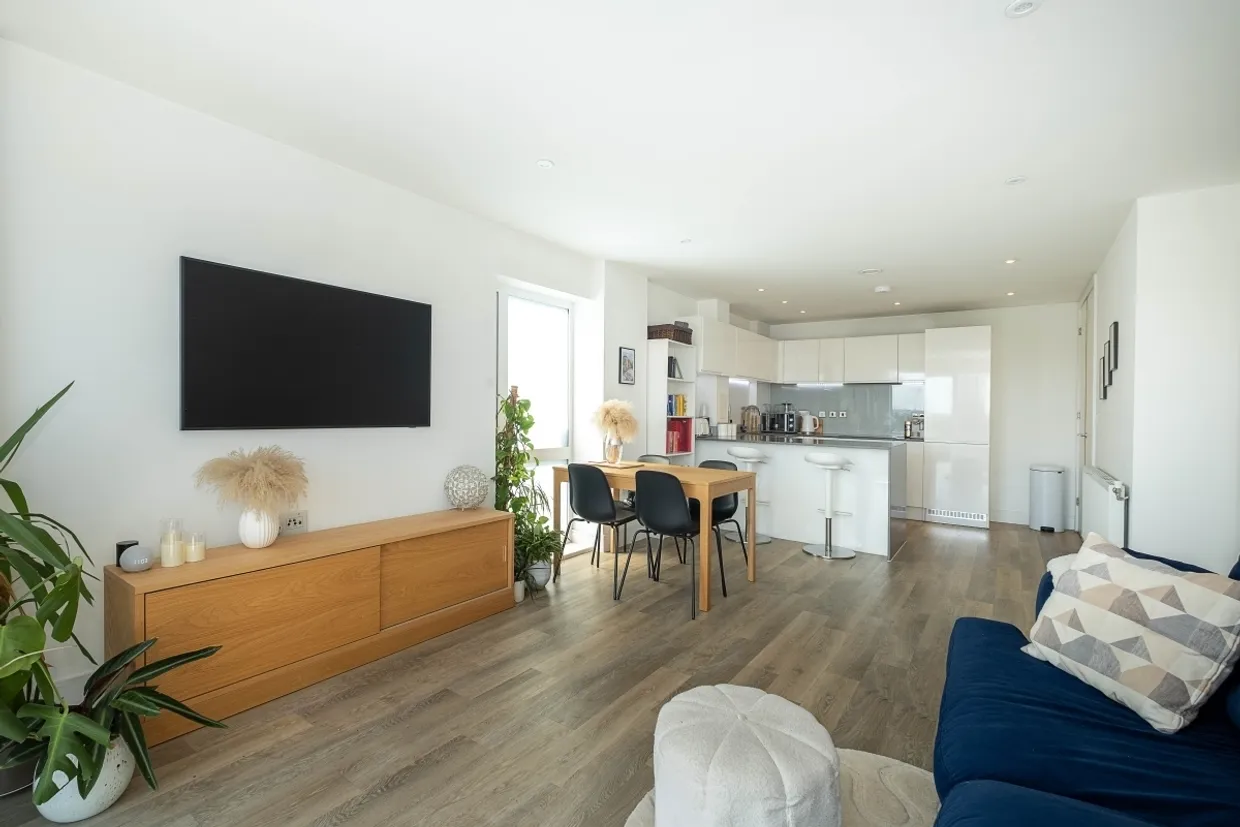 Hartfield Road Wimbledon SW19 photo 11