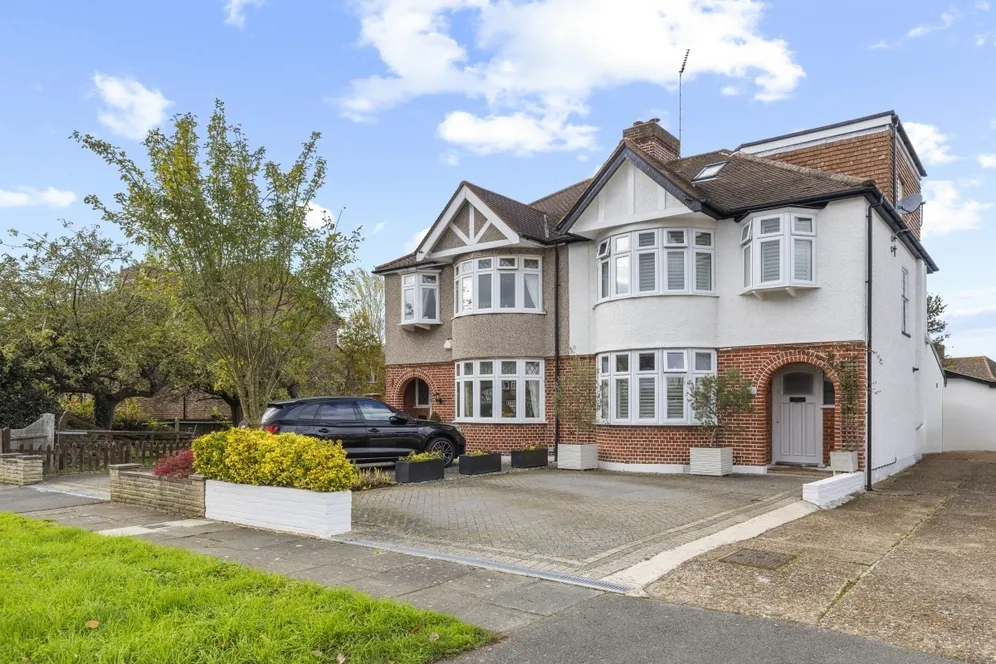 Beaford Grove London SW20 photo 23