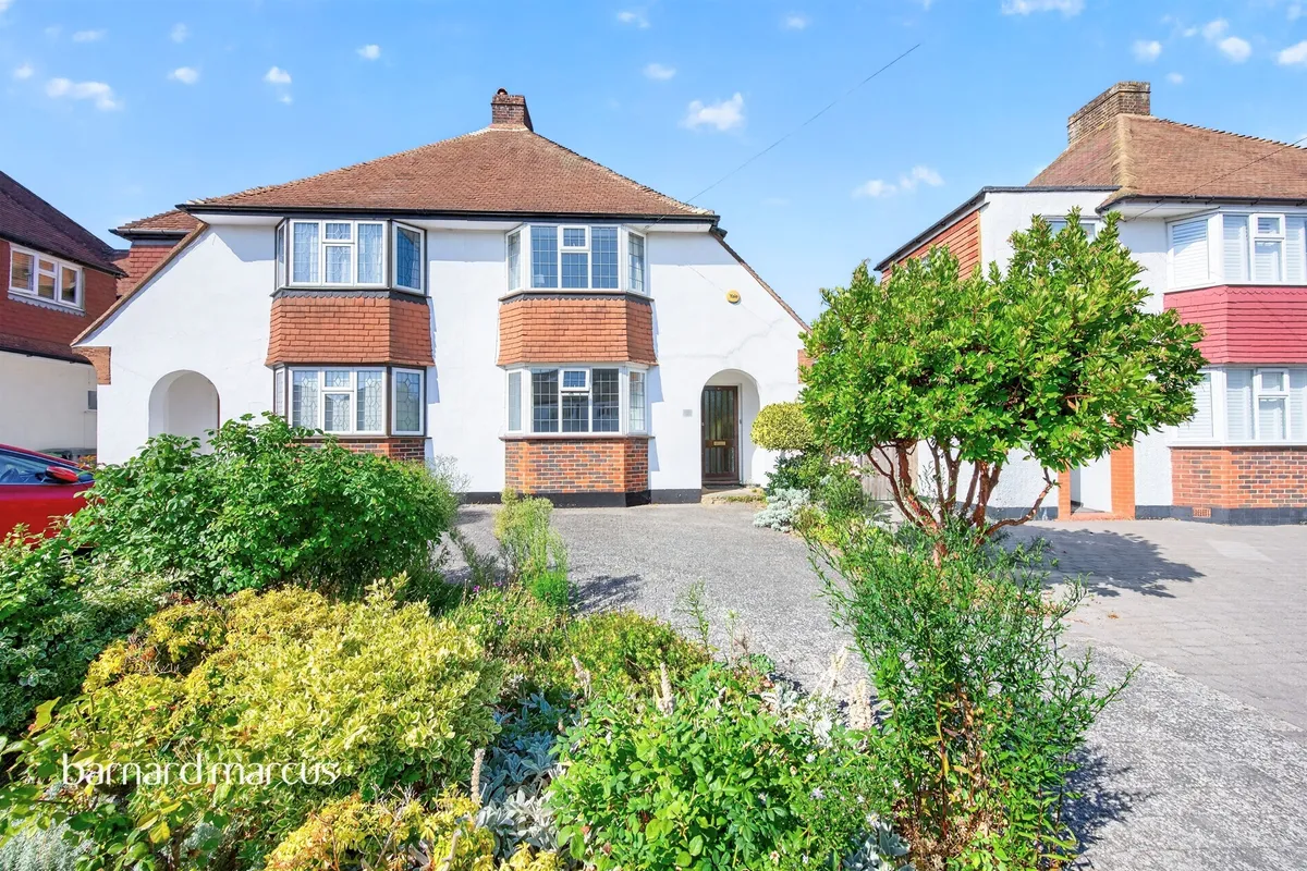 Bramshaw Rise, New Malden