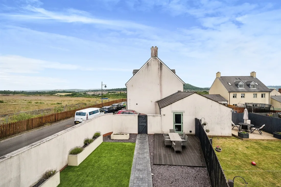 Property photo 15