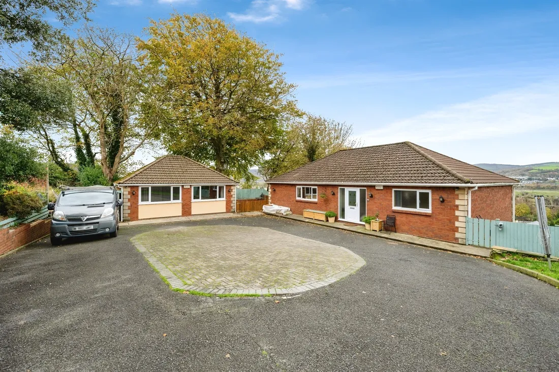 Property photo 32