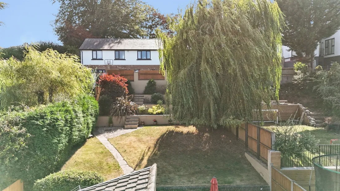 Property photo 33