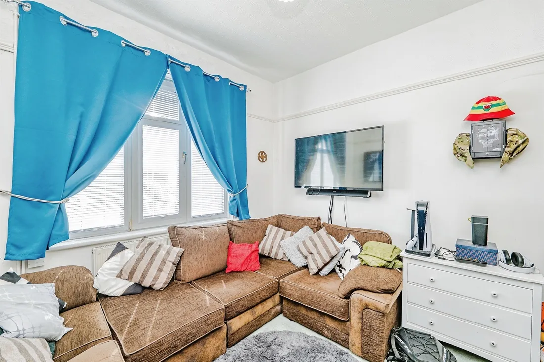 Property photo 8