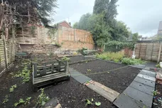 Double Row, DUDLEY