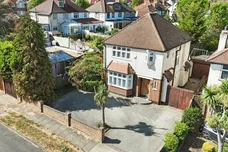 Avondale Avenue, Worcester Park
