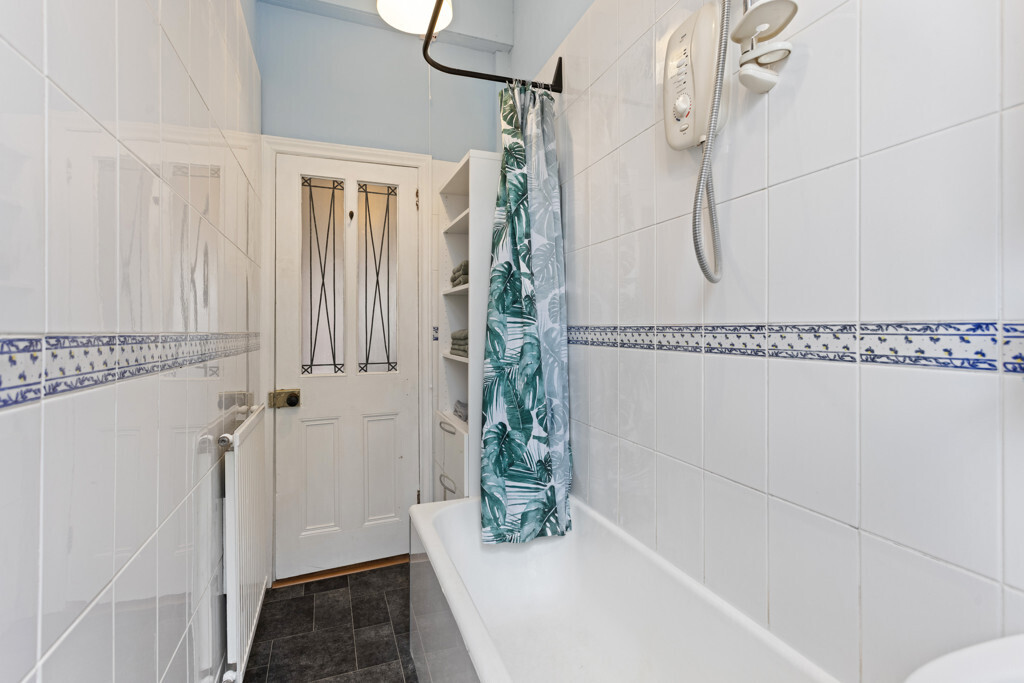 12 (1F2) Morningside Drive, Morningside, Edinburgh, EH10 5LY Image 16