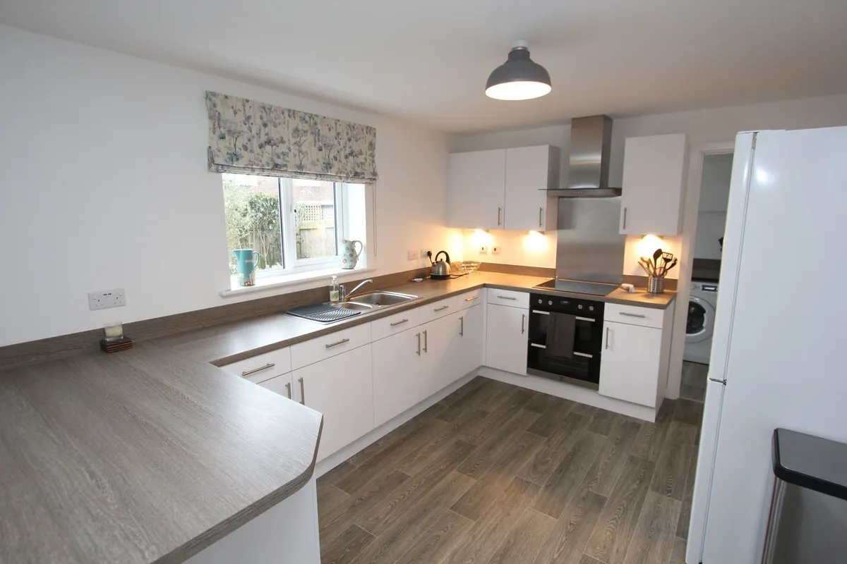 Plasnewydd Walk, Llantwit Major, CF61