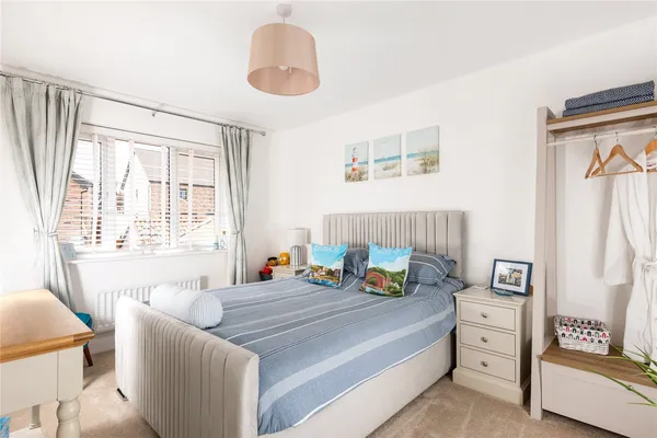 Poppyfield Road, Oundle, PE8 photo 9